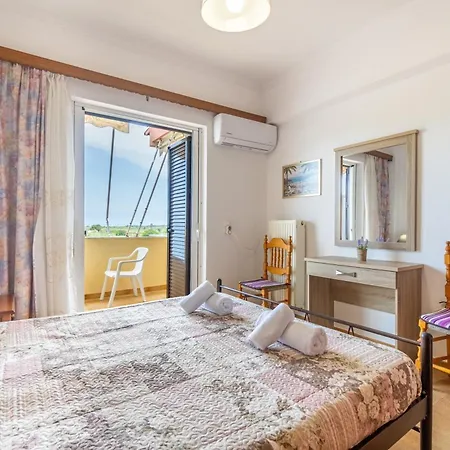 Lotus 5 Apartment